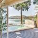 Waterfront Washington Getaway with Hot Tub and Deck!, Olympia (zdjęcie 2)