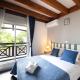 COTTAGE BAMBOU classé 3 étoiles - 4 à 6 personnes - 2 chambres - avec piscine privée et accès direct à la plage et à l'esplanade de Boucan Canot avec ses bars et restaurants, Saint-Gilles-les Bains - Kuva 5