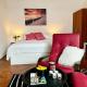 Downtown Delight: Chic Oasis