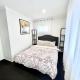 New Lynn Dream guest house, Окленд - Фото 10