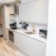 Stunning Central Birmingham 2 Bed Apartment, Birmingham (photo 2)