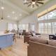 Waterfront Retreat on Greers Ferry Lake with Hot Tub, Heber Springs