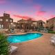Sunny King-sized 1BD Condo near UofA and UMC w Pool, Parking - Low Summer Rates!, Tucson - Fotografie 1