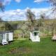 Petit a Petit - gypsy wagons and Bell tents in the Bourgogne, Saisy - Fotografie 3
