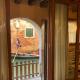 Lovely flat with canal view near Rialto Bridge Benátky - Fotografie 1