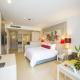 Ramada by Wyndham Phuket Deevana Patong Beach - Photo 9