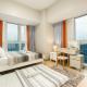 BGC 2BR Uptown Parksuites with balcony and bathtub, Manila - Foto 1