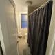 Large 3 bedroom perfect for families, New York - Photo 6