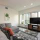 Snazzy 3Bed HighRise with Pool, Spa & Rooftop deck, Los Angeles - Foto 7