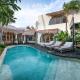 Villa Marbella - Stunning Chic 4BR Villa in Umalas, Private Retreat Next to Canggu Kerobokan - Fotografie 4