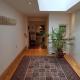 Country House (East Wing) with Indoor Heated Pool, Horton (fotografie 5)