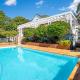 Grande Vista 5Br Manor with Pool & Mt Eden Views, Окленд - Фото 1
