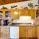 Cozy Belgrade Cottage with Wood-Burning Stove!, Belgrade (fotografie 9)