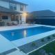 Lxry 4 BR Bckyd, Pool, Hot Tub near attrctns (Tal.)