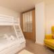 Central Gem: Cosy 2BR with Private Balcony, Manchester - Photo 2