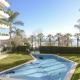 Seafront in Marbella with pool and garage - Zdjęcie 5