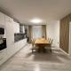140qm - 4 Zimmer- Parkplatz - Autobahn - blauer See - MalliBase Apartments, Garbsen - Fotografie 7
