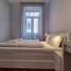 Light Blue Apartment, Terst