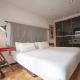 ※ Relaxing Home- Parking & Gorgeous Gardens (TSG)※, Bath - Photo 4