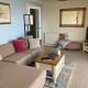 Crows Nest Apartment, at Clipper House with free onsite allocated parking, Looe (photo 3)