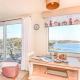 Crows Nest Apartment, at Clipper House with free onsite allocated parking, Looe