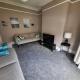 4 Bedroom house, 8 min to city!, Manchester - Photo 10