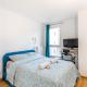 GuestReady - Chic Apt Near Passerelle Bichat, Paris - Photo 3