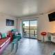 Branson Retreat with Balcony Near Silver Dollar City, Branson