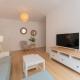 Malaga Lux Oasis - Modern 3BR, Fast WiFi, SmartTV, Malaga - Foto 8