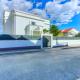 VILLA DANICA with heated pool and jacuzzi, Kaštela (Castelli) (foto 3)