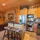 Rustic 2BR Condo with Private Hot Tub and Ski Views Park City - Foto 8
