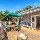 Nikau Cottage - Palm Beach Holiday Home - Photo 1