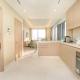 FAM Living - Palm Tower Attached to St Regis Palm Tower 1Bed - Palm Jumeirah Views, Dubái - Foto 9