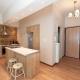 Contemporary apartment made of wood and stone., Athen - Foto 2