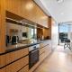 Sleek Modern Studio with Balcony by Zodiak Stays, Auckland - Fotografie 6