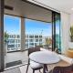 Sleek Modern Studio with Balcony by Zodiak Stays, Auckland - Fotografie 8