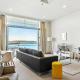 Relaxing Sea Wharf View Apartment by Zodiak Stays, Окленд - Фото 3