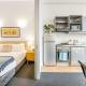 Open-plan living in the heart of CBD Zodiak Stays, Окленд - Фото 6