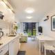 Prime location - 2BR Urban retreat I Zodiak Stays, Окленд - Фото 3
