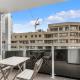 Central studio private balcony by Zodiak Stays, Auckland - Foto 2