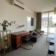 Explore Melbourne from this Chic 1BR in Windsor - Foto 7