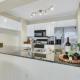 Modern 1BR Condo in Upscale Brickell Locale, Miami - Fotografie 8
