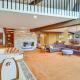 Eclectic Hubertus Home with Game Room and Fire Pit!, Germantown (zdjęcie 4)