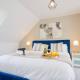 Wavendon Retreat - Sleeps 6 - Driveway Parking, Self-Check-In, Fast Wifi and Smart TV by YOKO PROPERTY, Milton Keynes (foto 3)