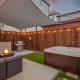 Houston Central Location - Stylish with Jacuzzi