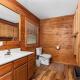 Lakefront 5BR Cabin on Big Crooked Lake w Pontoon, Rockford (фото 10)