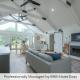 Hamptons Cottage - Refined Living, Light-Filled