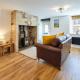Host & Stay - Rose Cottage, Thropton