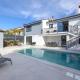 Villa Meri with private pool and sea view, Pula (fotografie 2)