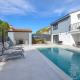 Villa Meri with private pool and sea view, Pula (fotografie 3)